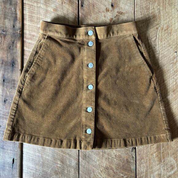 Uniqlo Brown Corduroy Mini Skirt Size 2 Button Front Pockets A-Line - Picture 6 of 8